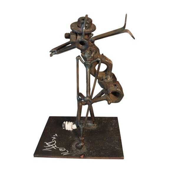 JOHN DUFFY Metal Art Sculpture SKIER Folk Art Brutalist Signed Rusty Chippy - Picture 2 of 8